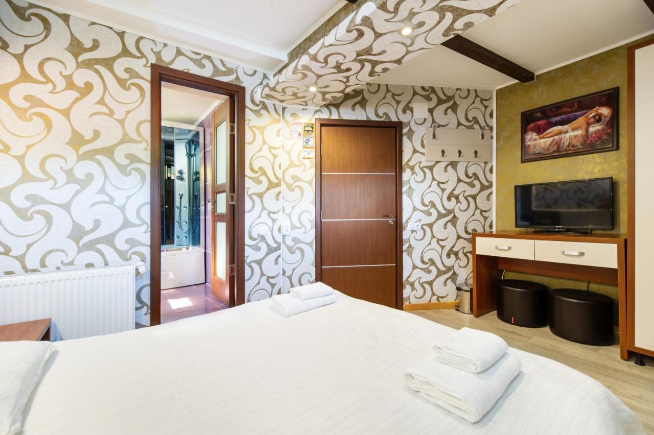 Casa Ivett Appartement Braşov Buitenkant foto